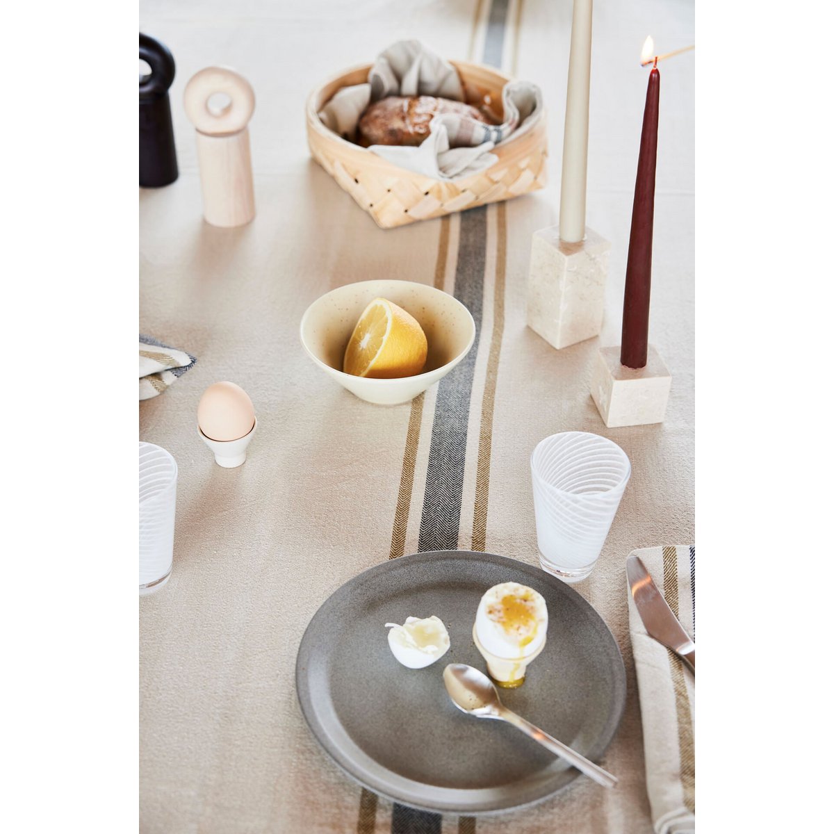 Savi quadratischer Marmor-Kerzenhalter – hoch