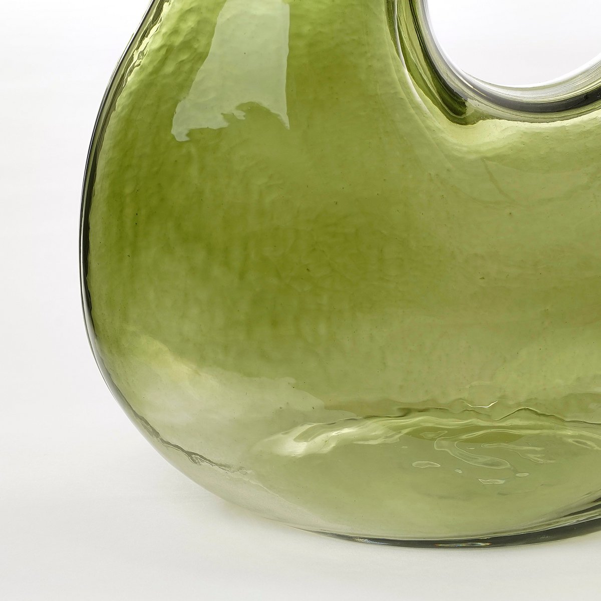 Jay Vase – L19 x B11 x H25 cm – Glas – Hellgrün